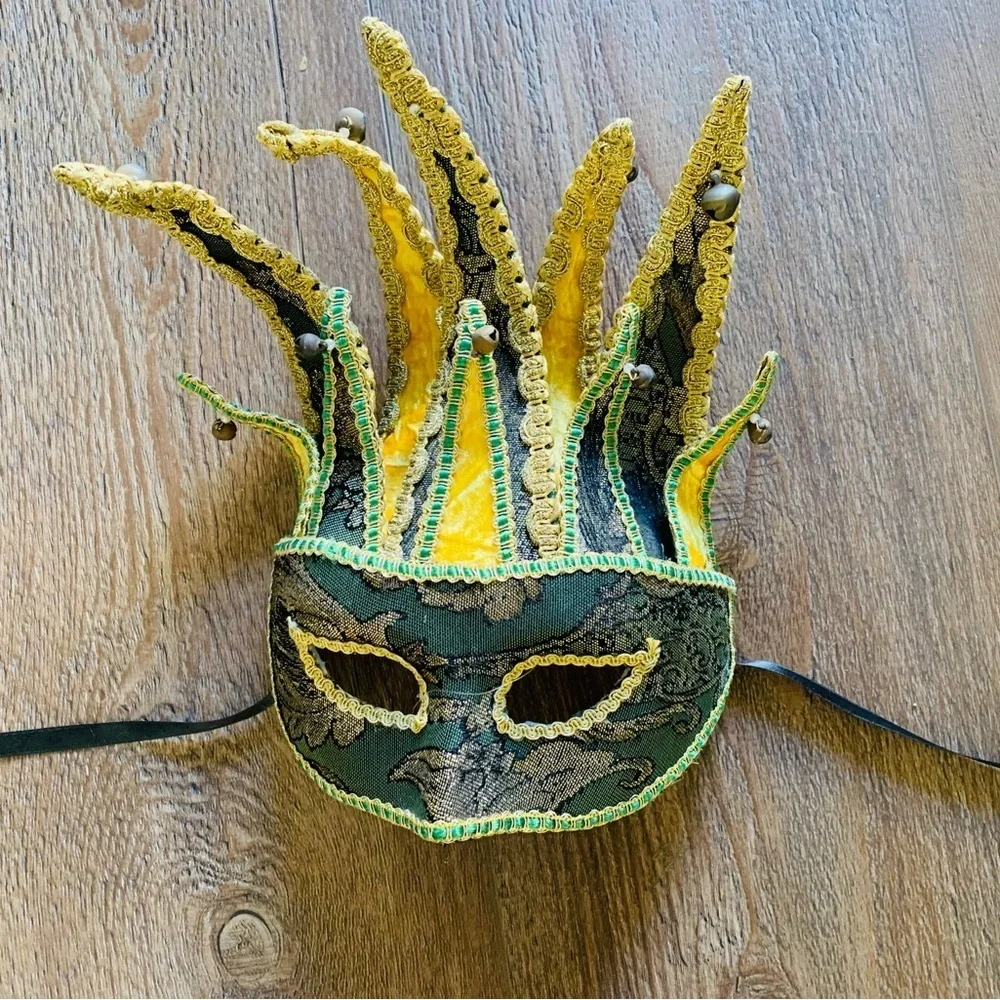 Mask